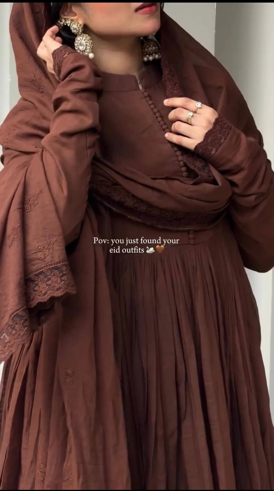 brown anarkali dupatta cut work embroidery border detail