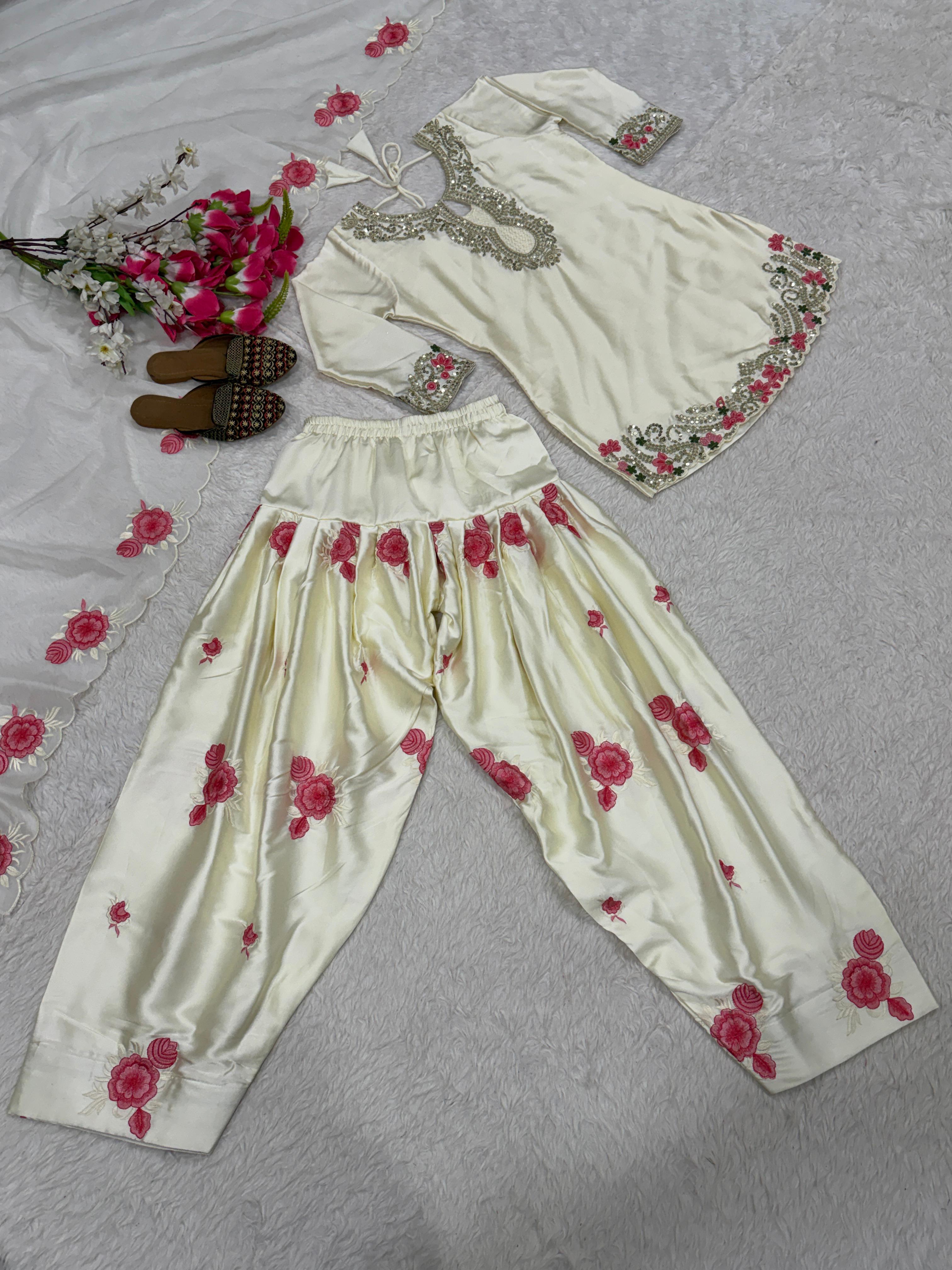 Full view of ivory pink floral embroidered farshi salwar suit set with organza dupatta Full