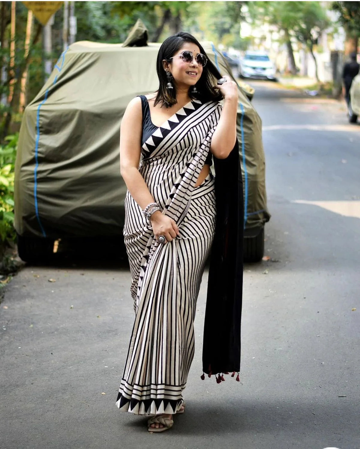 black and white striped saree full drape with triangle border and modal silk blouse