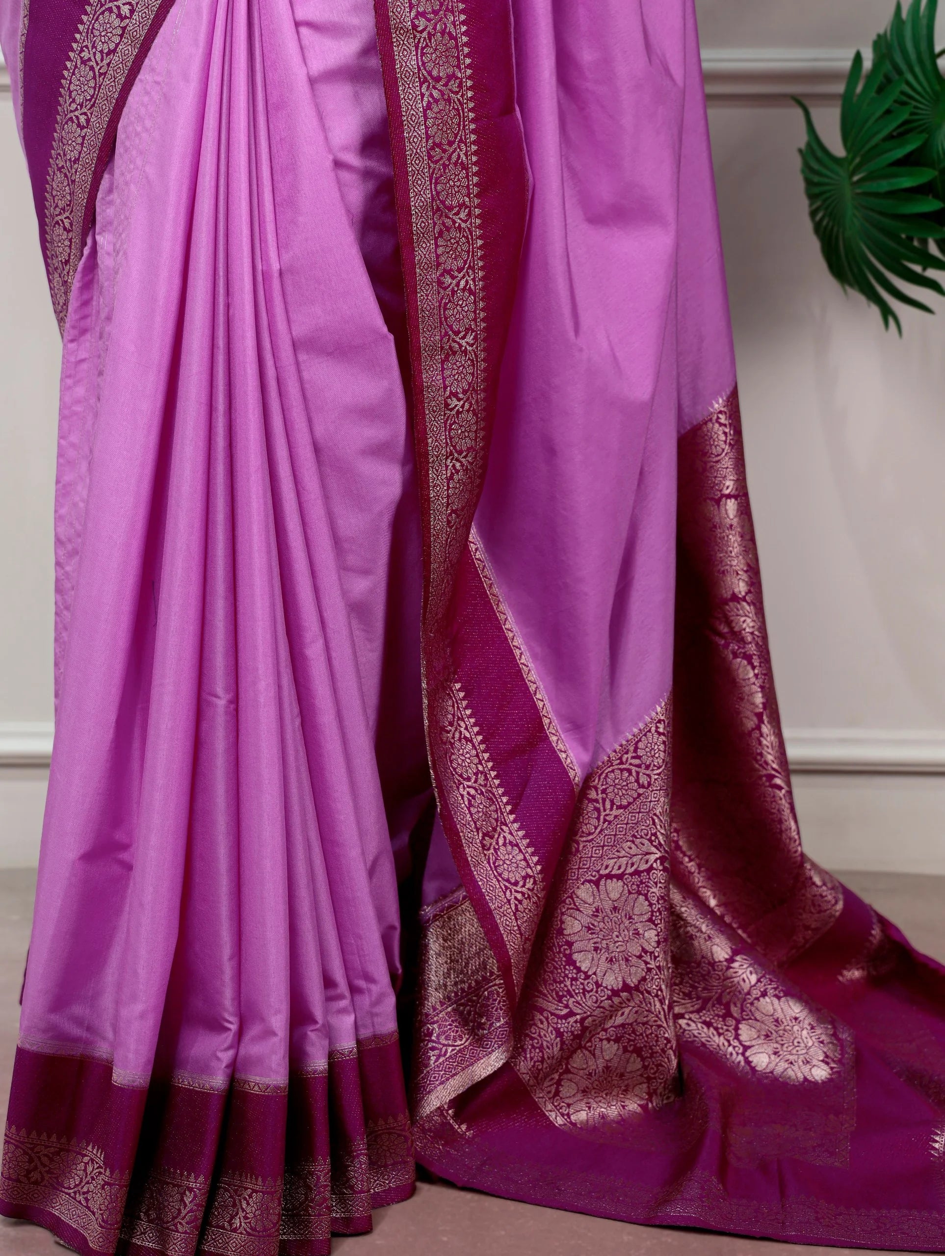 lavender mysore crepe saree zari border pallu detail
