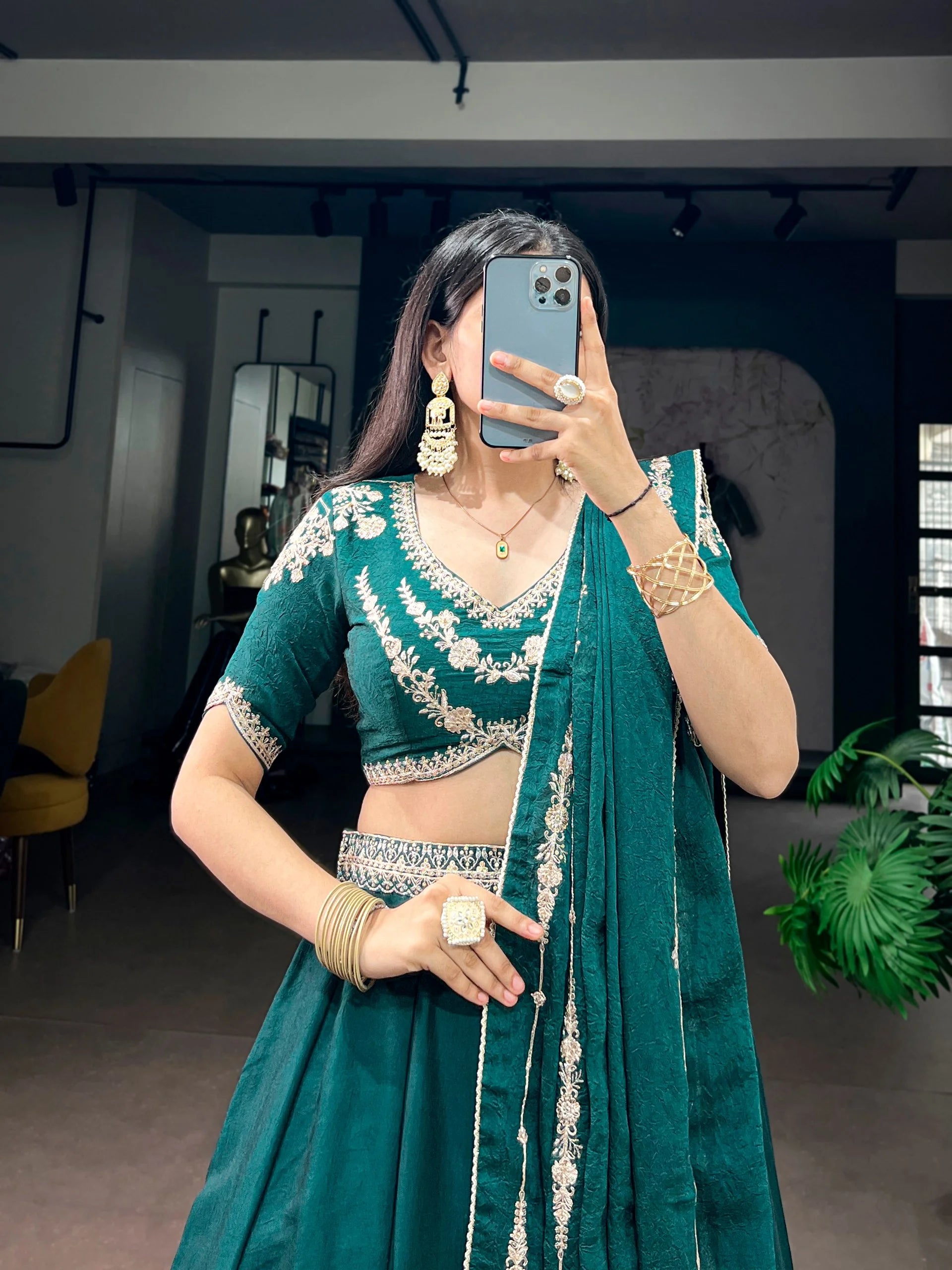 Rangoli Crush lehenga choli teal green dupatta side view