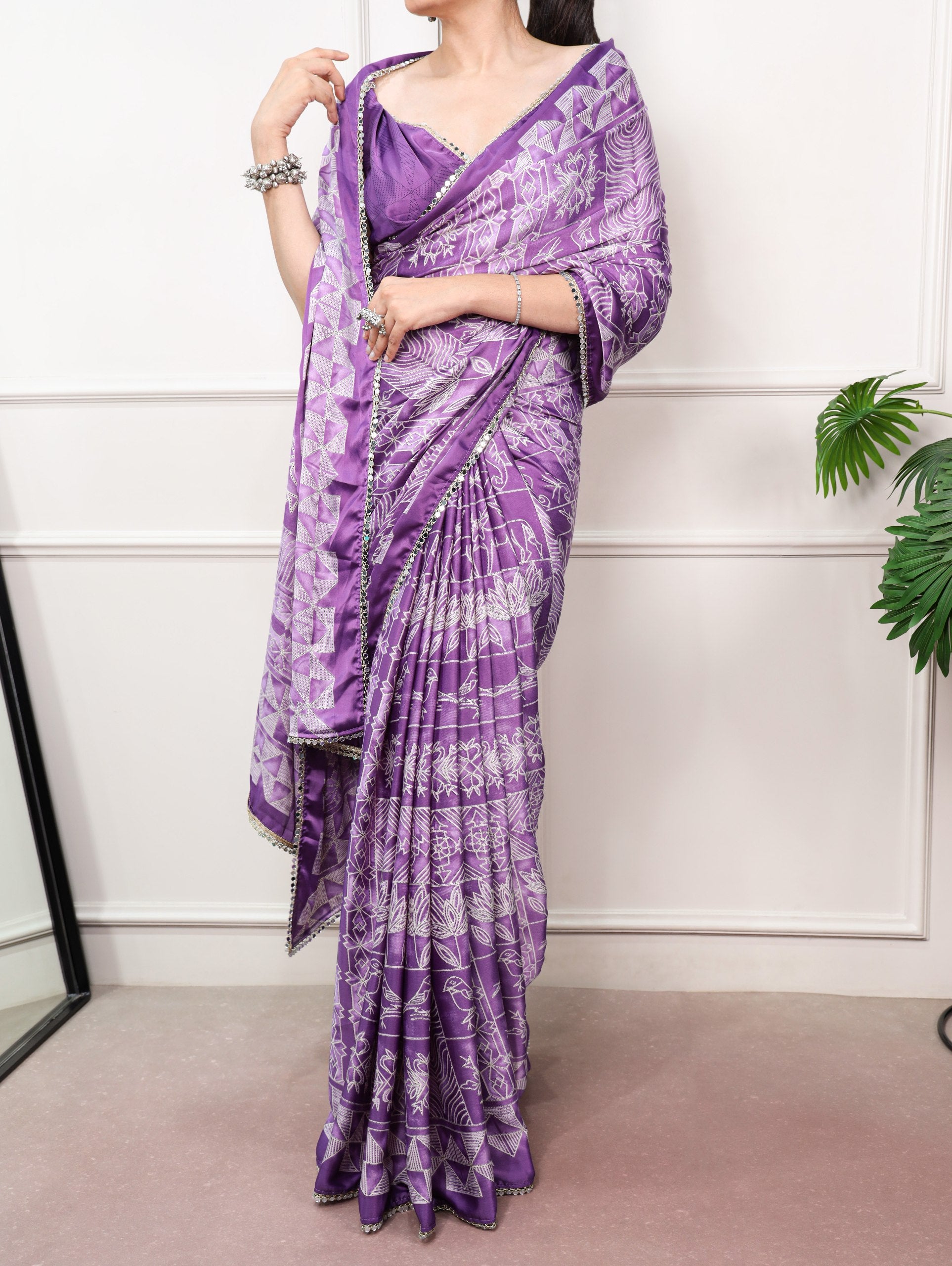 satin silk saree purple pallu open drape view geometric print