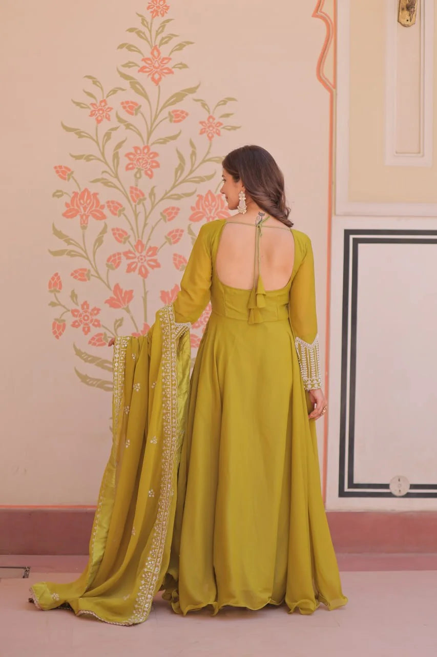 Mehendi star georgette anarkali gown back view keyhole open back tassel